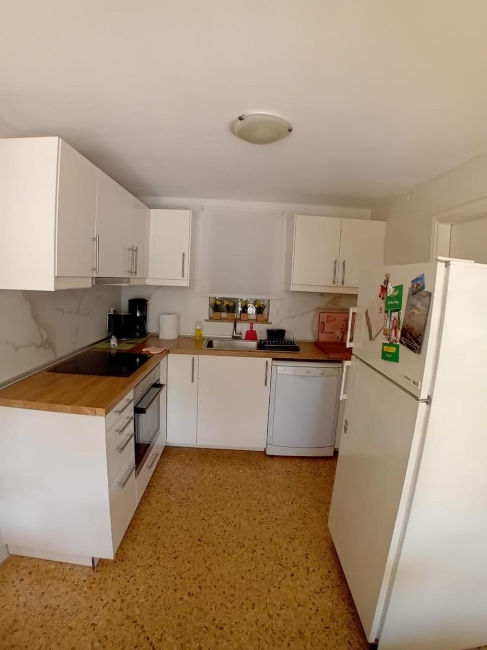 Sunny Apartment Northern أثينا المظهر الخارجي الصورة